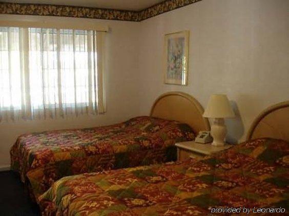 Paradise Inn الغرفة الصورة