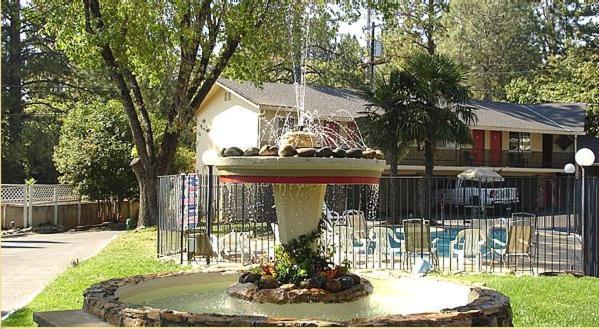 Paradise Inn المظهر الخارجي الصورة